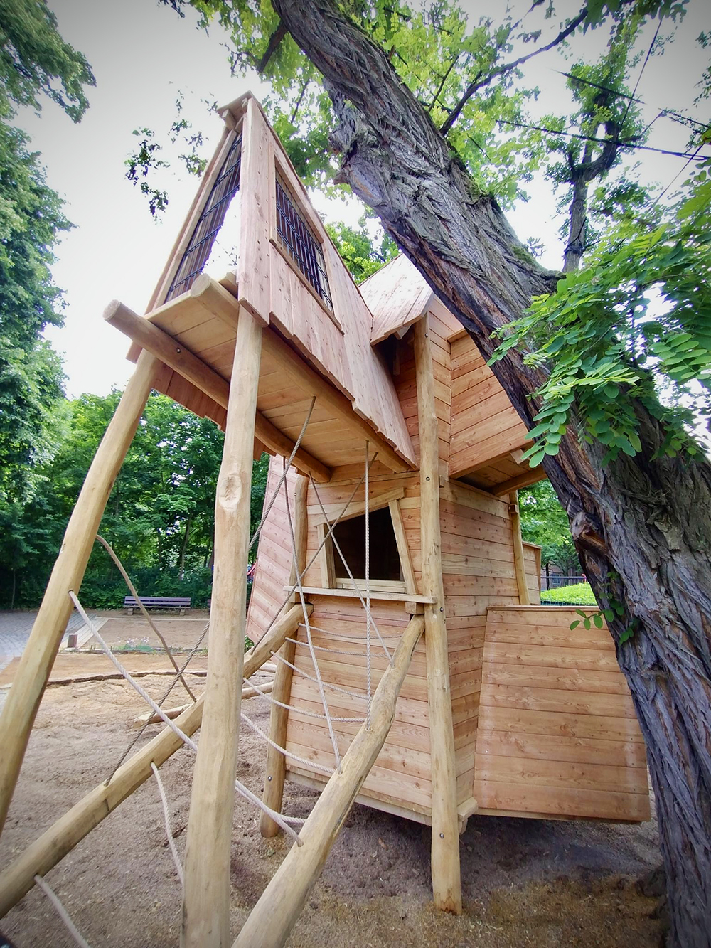 spielplatz_Baumhaus_1